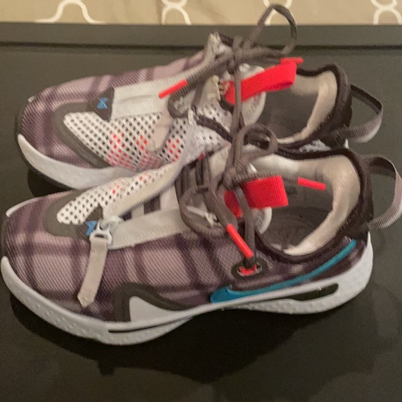 Paul George - Picture 3 of 3